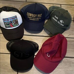 Trucker hats lot x 5. Gently used